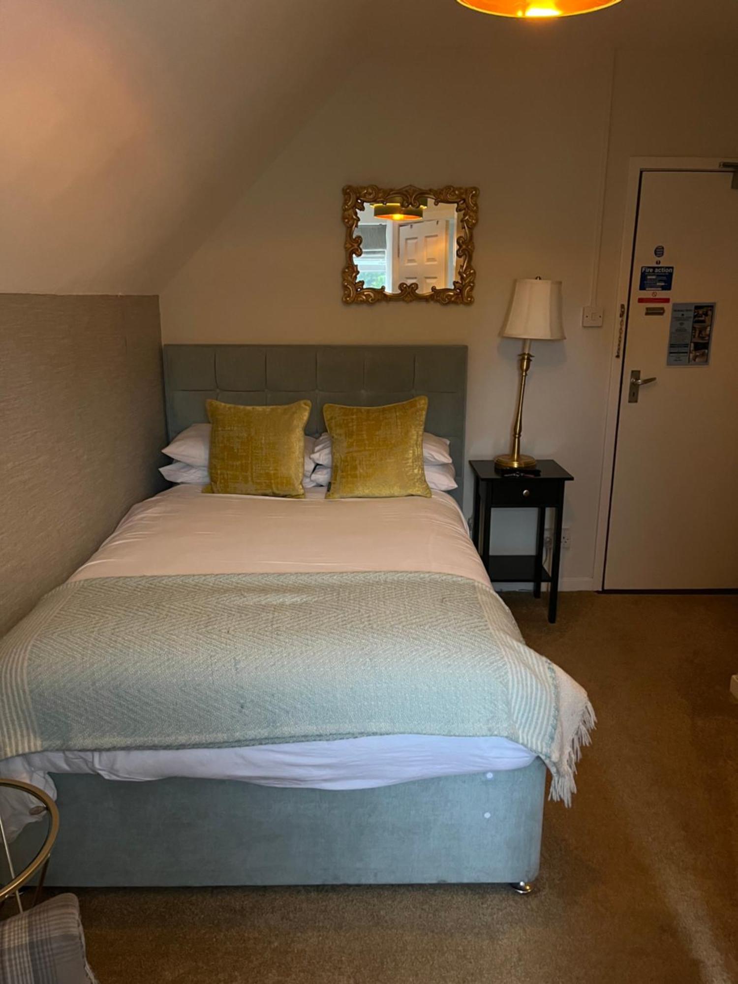 Overdale Motel Лисберн Экстерьер фото
